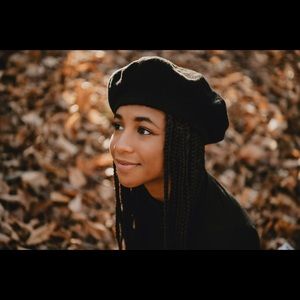 Meet your Posher, Natane